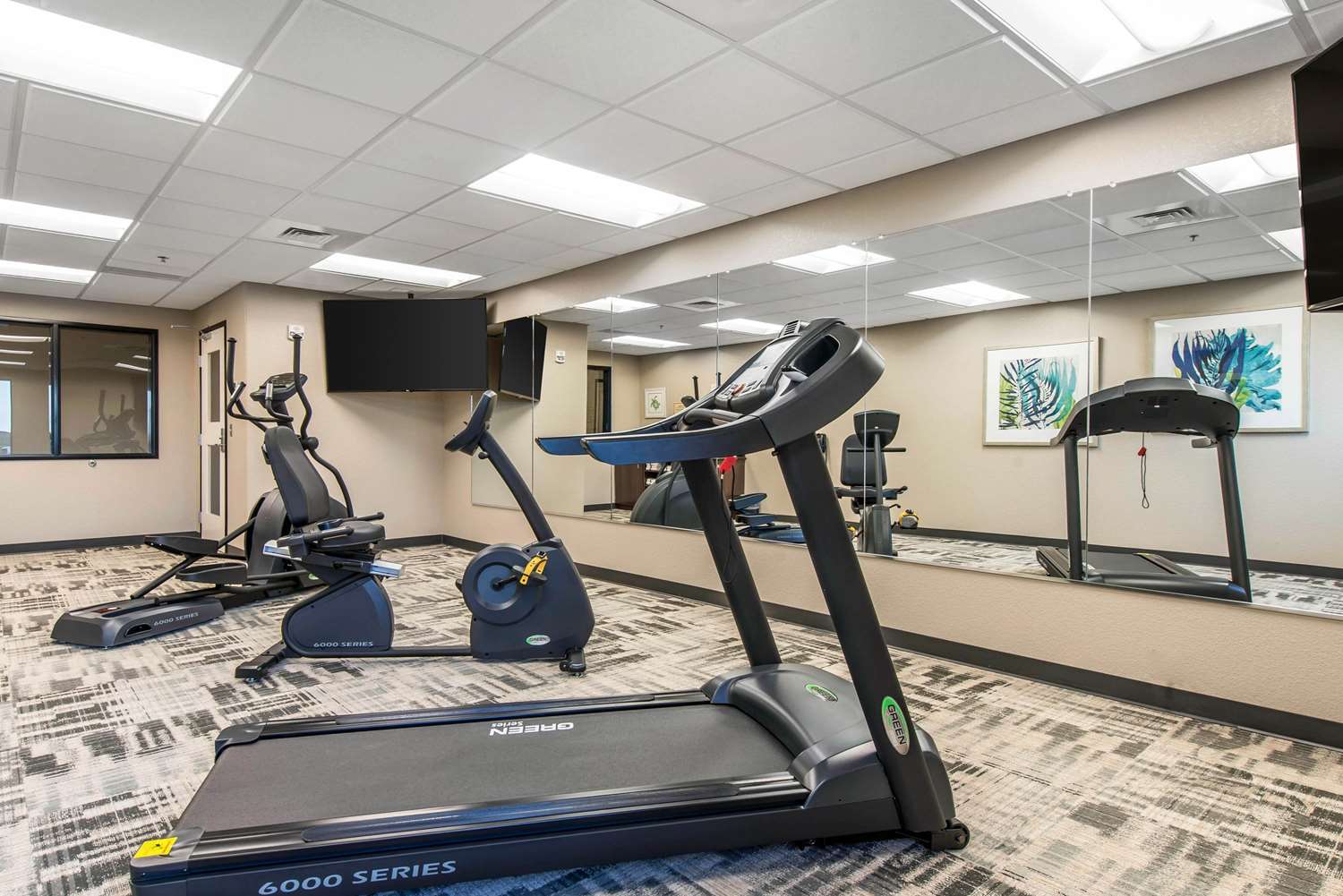 The Heritage Inn & Suites An Ascend Hotel Collection Member 8/27