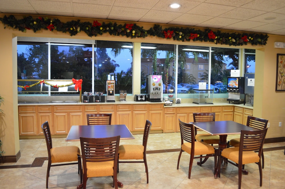 Ontario Airport Inn 45/60