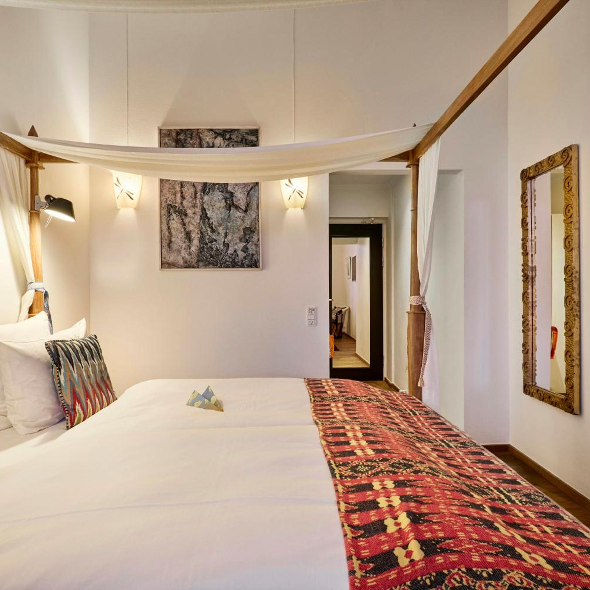Room, King Bed