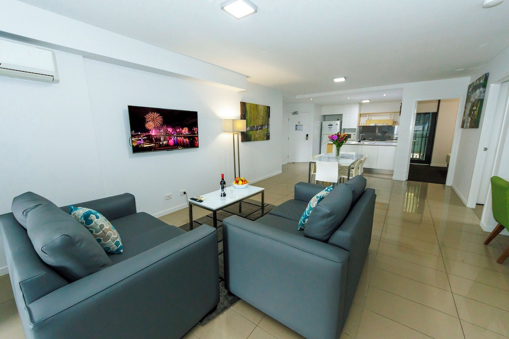 Atrio Apartments 44/69