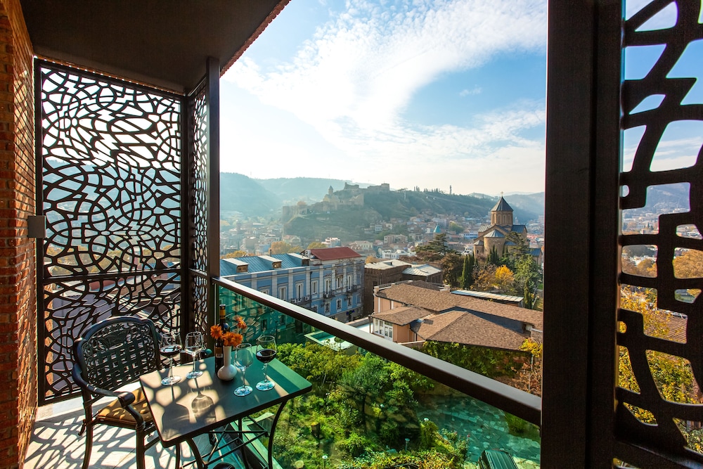 KMM Hotel Tbilisi 43/65