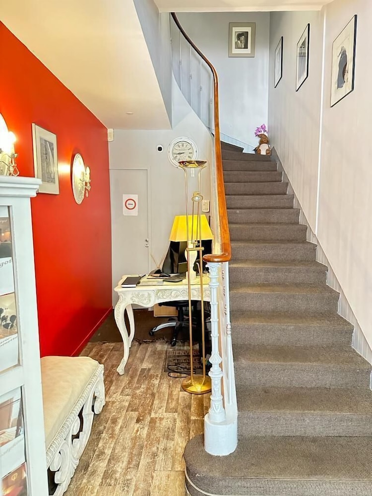 Azur Cannes Le Romanesque 6/57