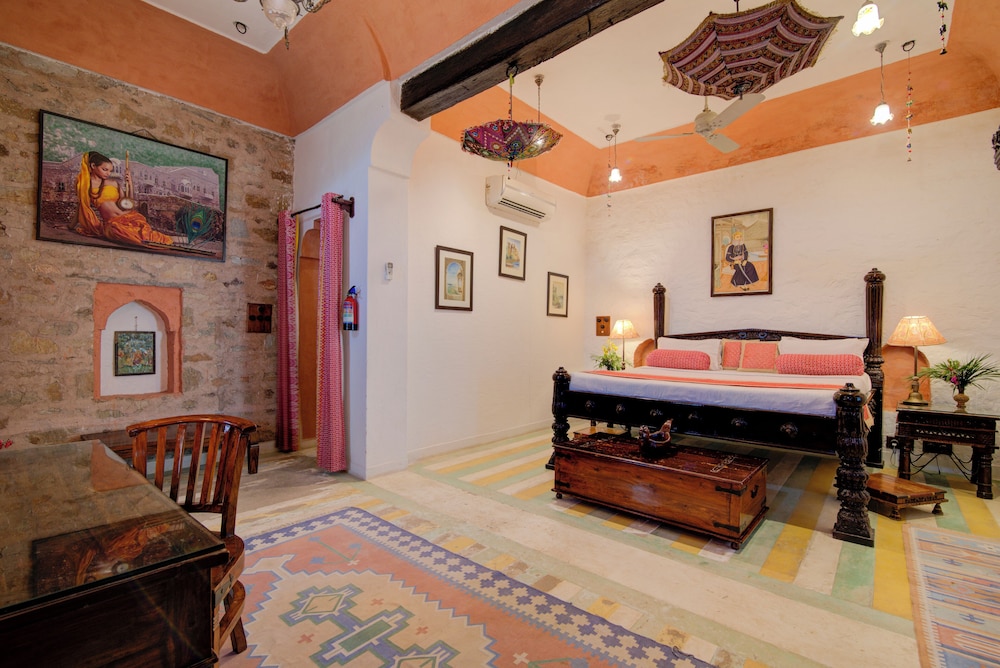 Fort Dadhikar, Alwar 7/50