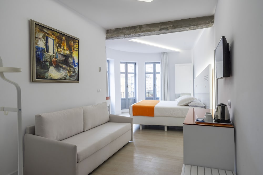 Bh Atarazanas Malaga Boutique Hotel 37/50