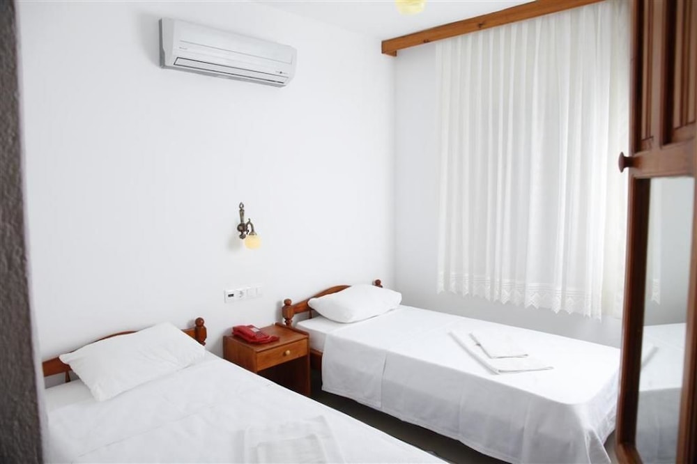 Apollon Hotel 11/37