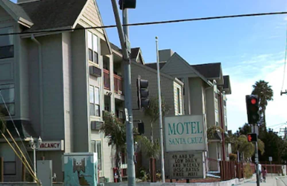 Motel Santa Cruz 5/53