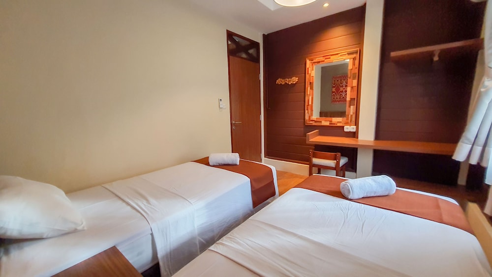 Mutiara Carita Cottages 19/72