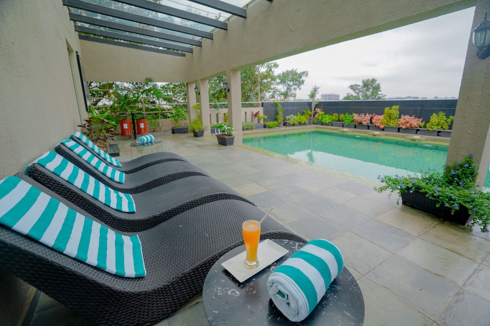 Lazdana Hotel Bangalore 49/53