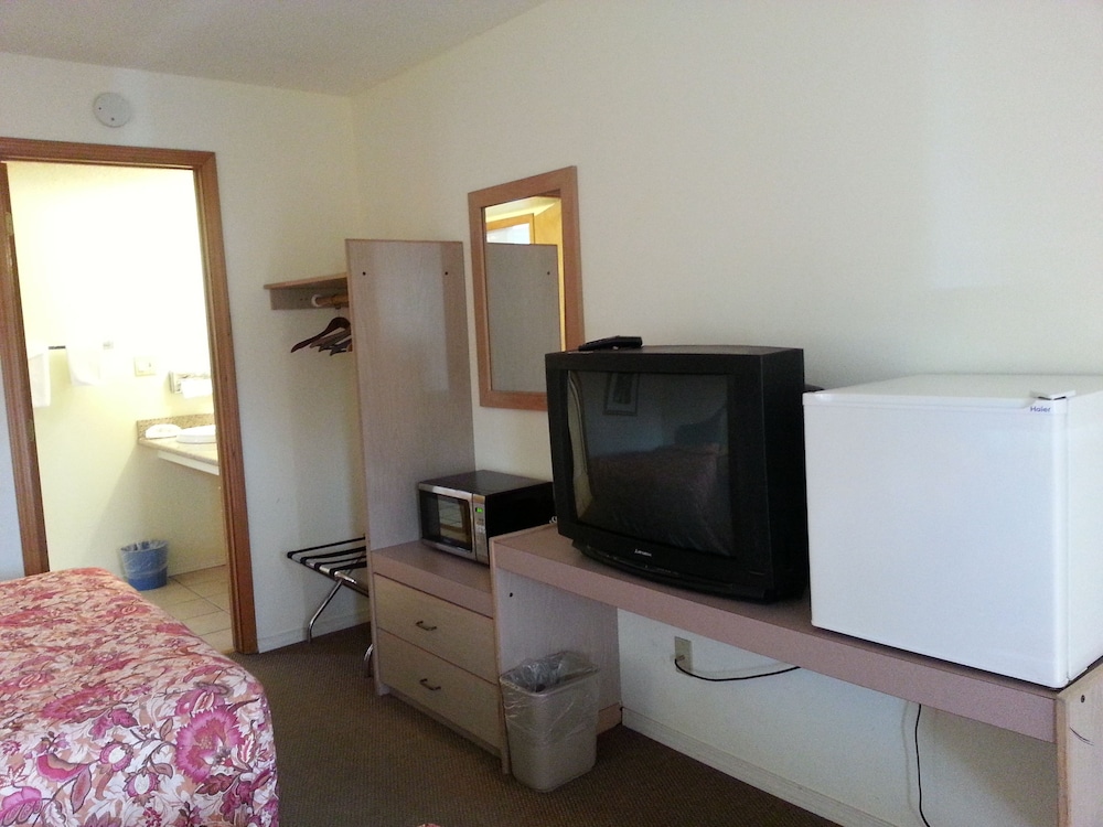 Shelton Inn 39/51