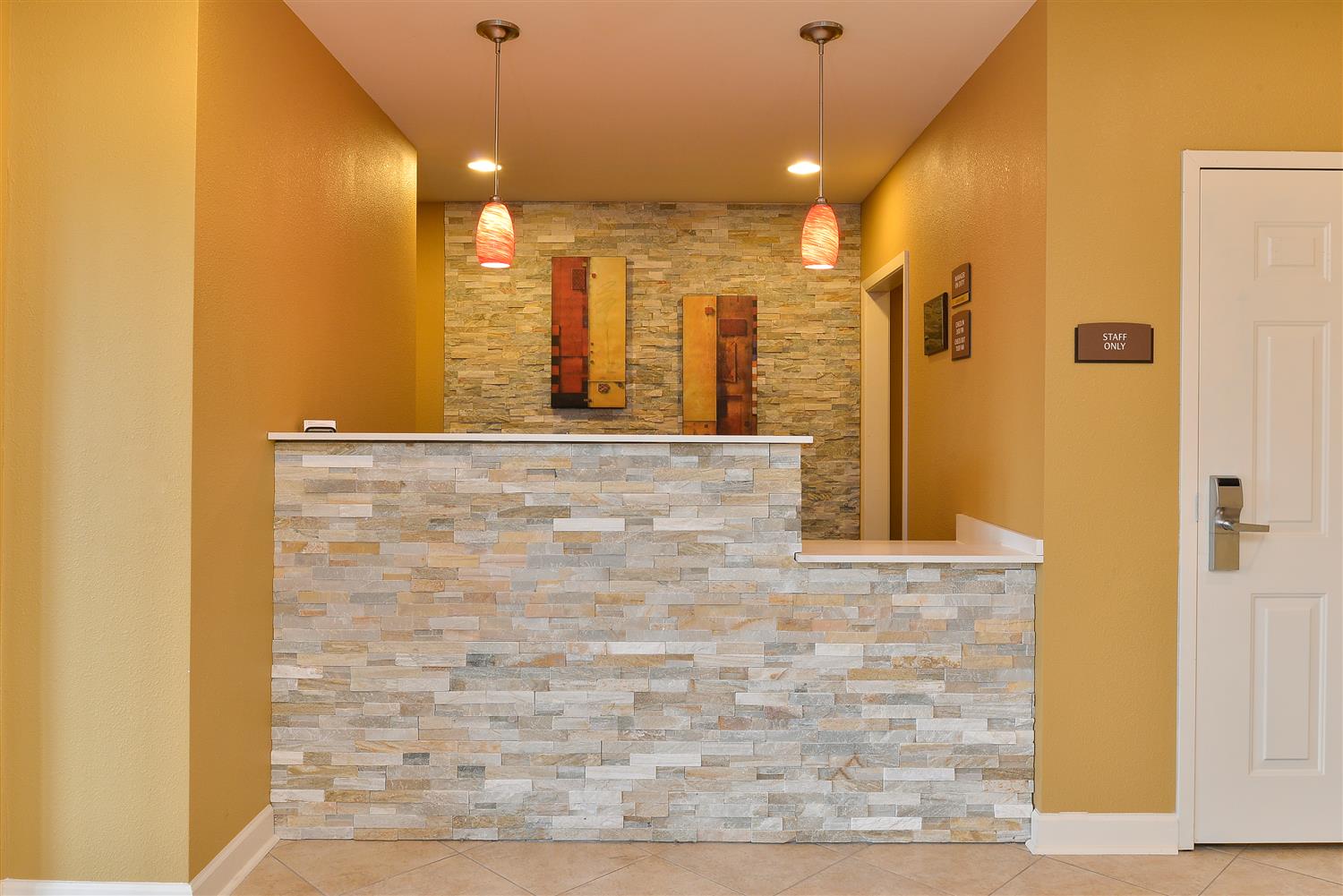 Americas Best Value Inn Tupelo Leeb Drive 9/33