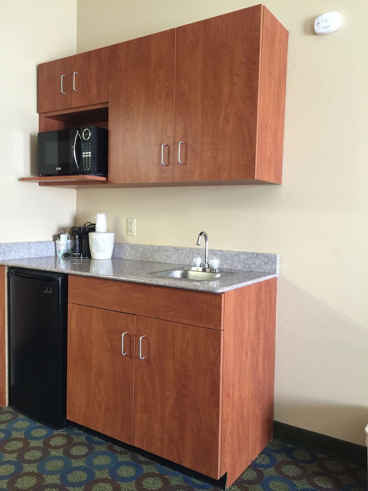 Best Western Troy Hotel 3/26