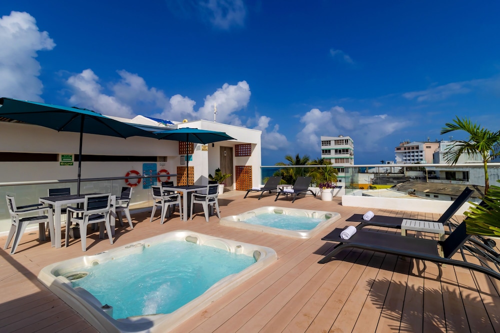swimming pool spa
