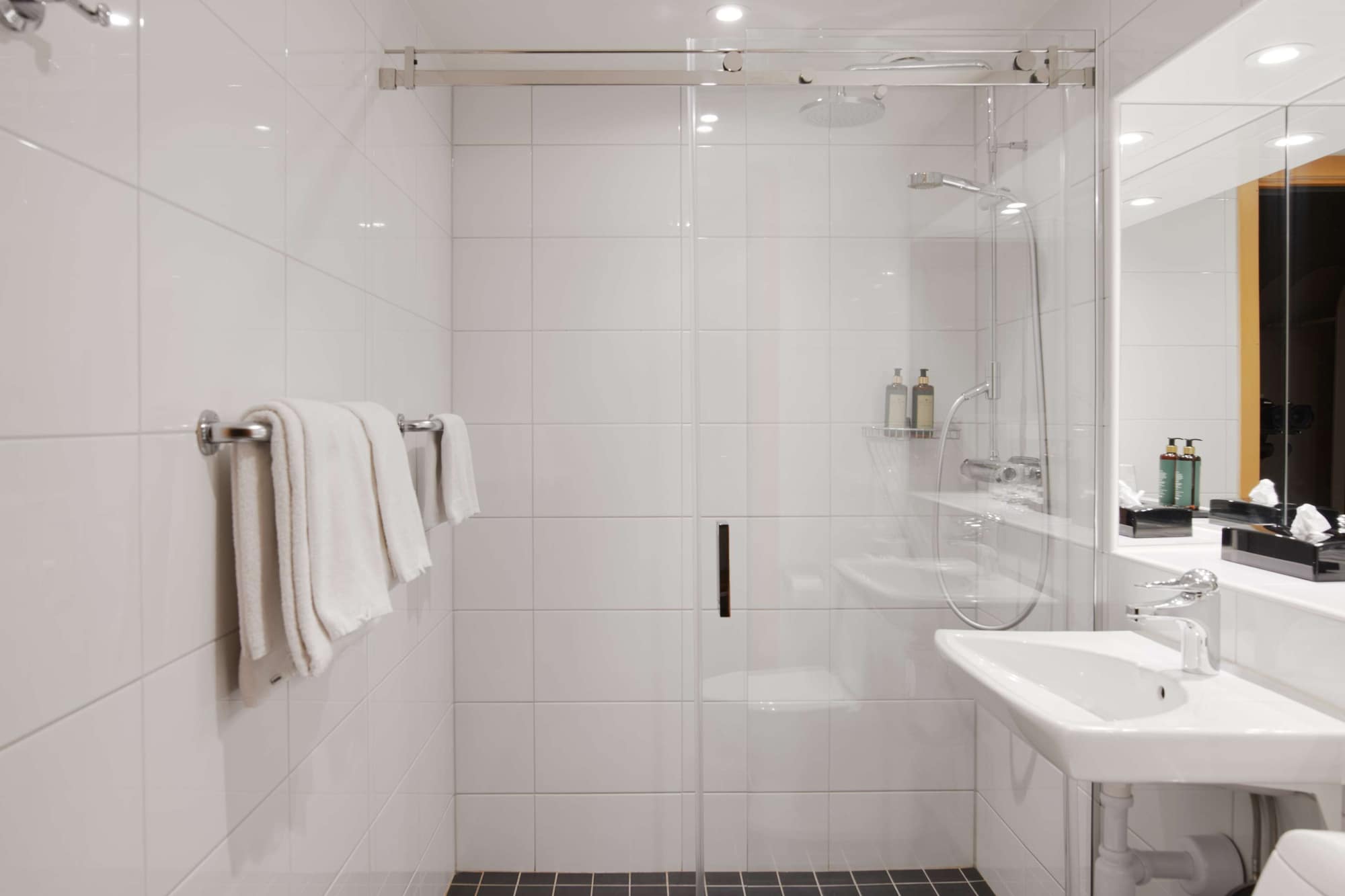 Superior, King Bed, Best Western Hotel Danderyd 6/10