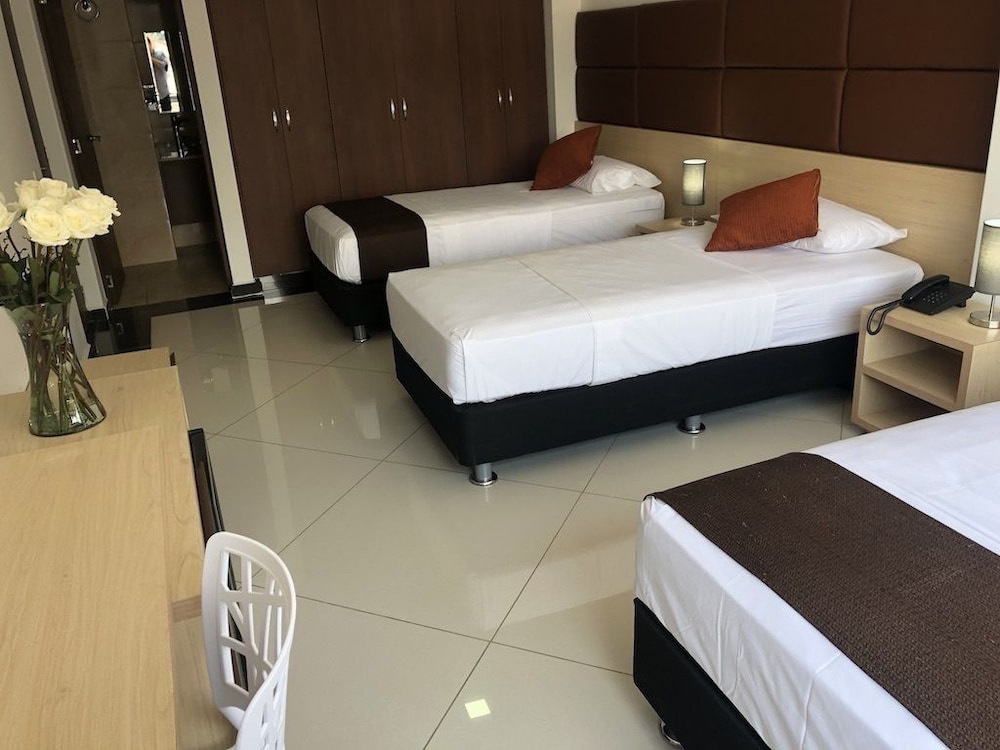 Hotel Csi Medellín 13/22