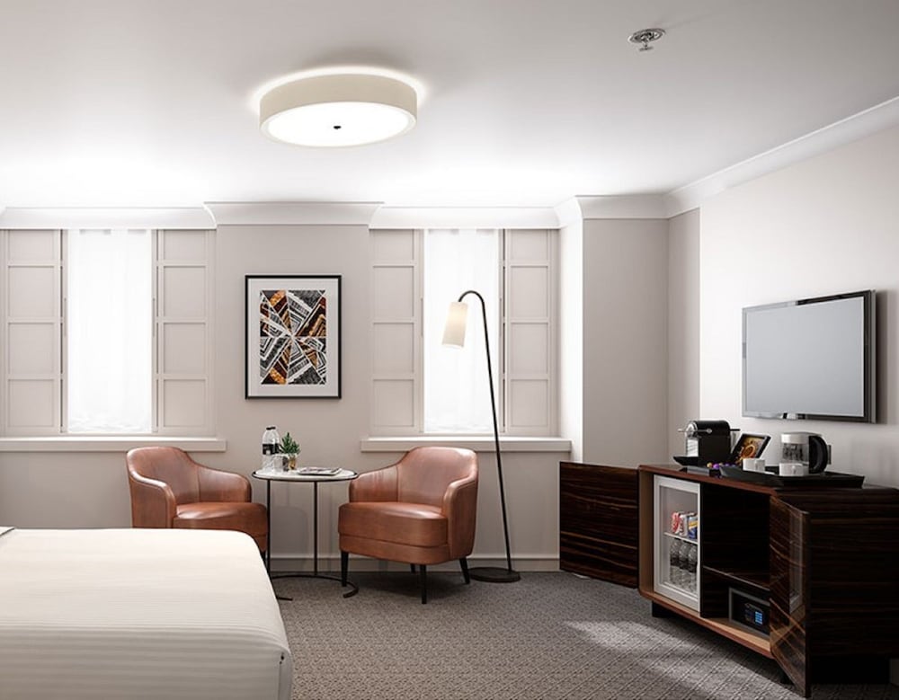 Strand Palace Hotel 27/47
