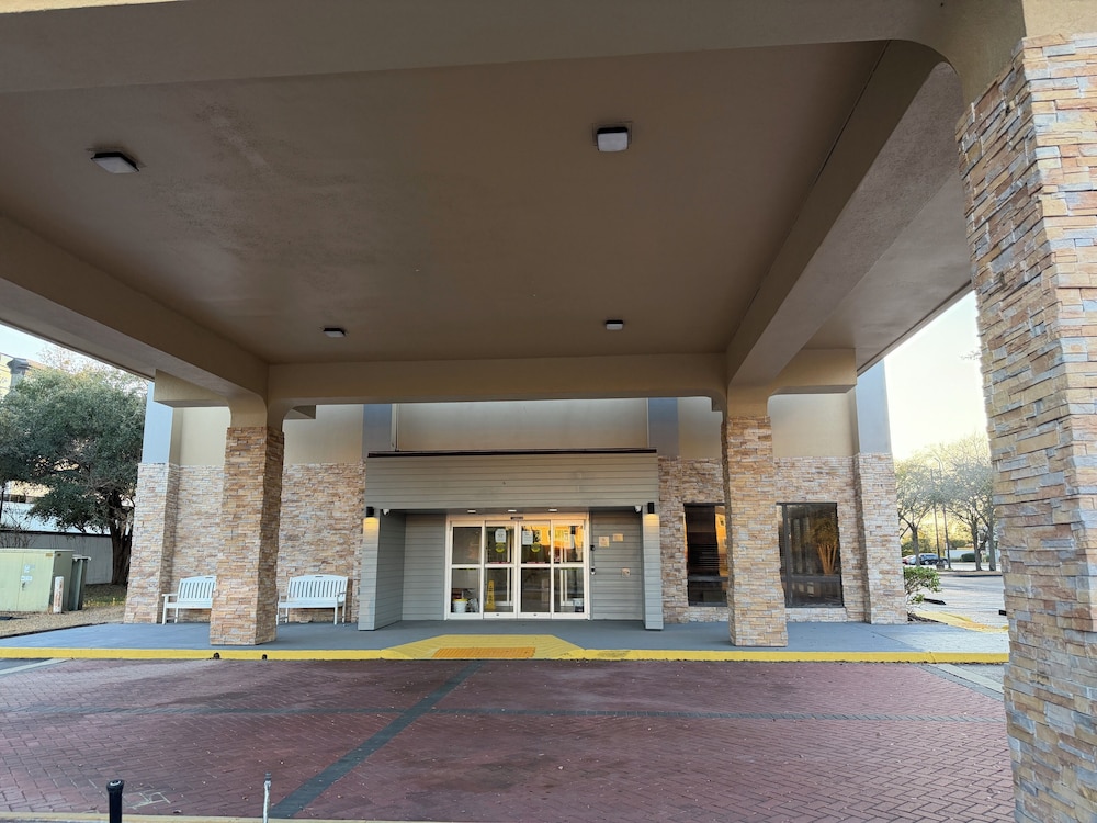 Wingate by Wyndham Jacksonville FL 6/57
