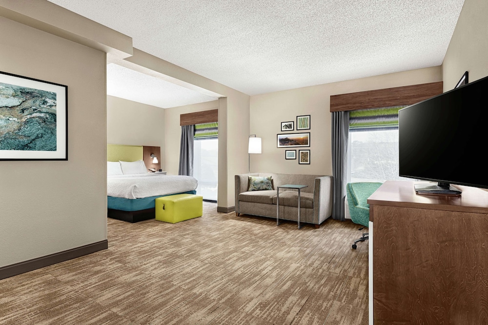 Hampton Inn Morganton 29/39