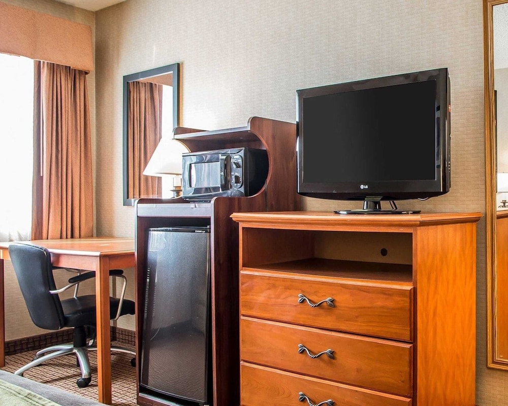 Quality Inn Sidney OH 33/34