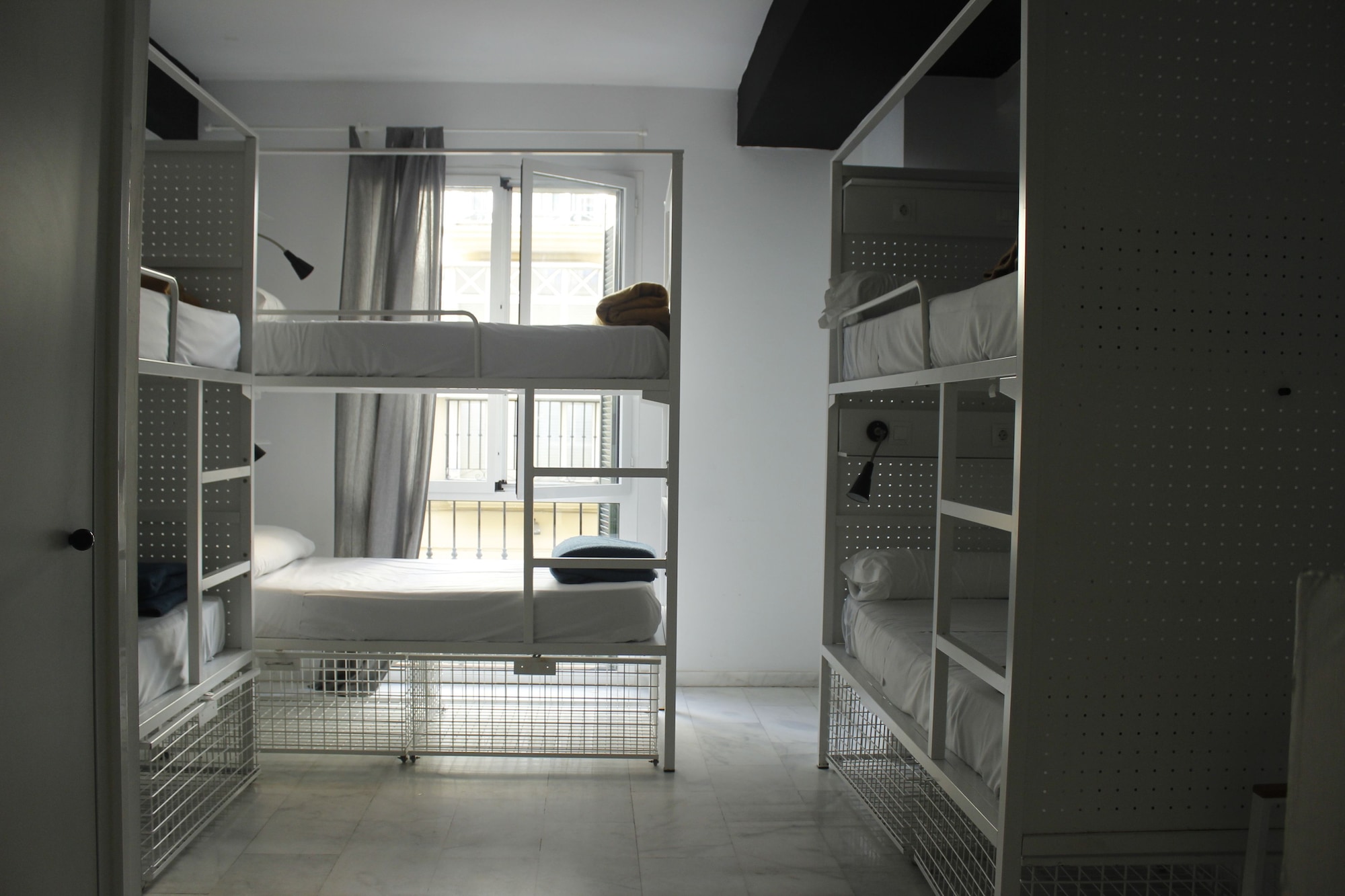 FEMALE DORM, FEMALE ONLY