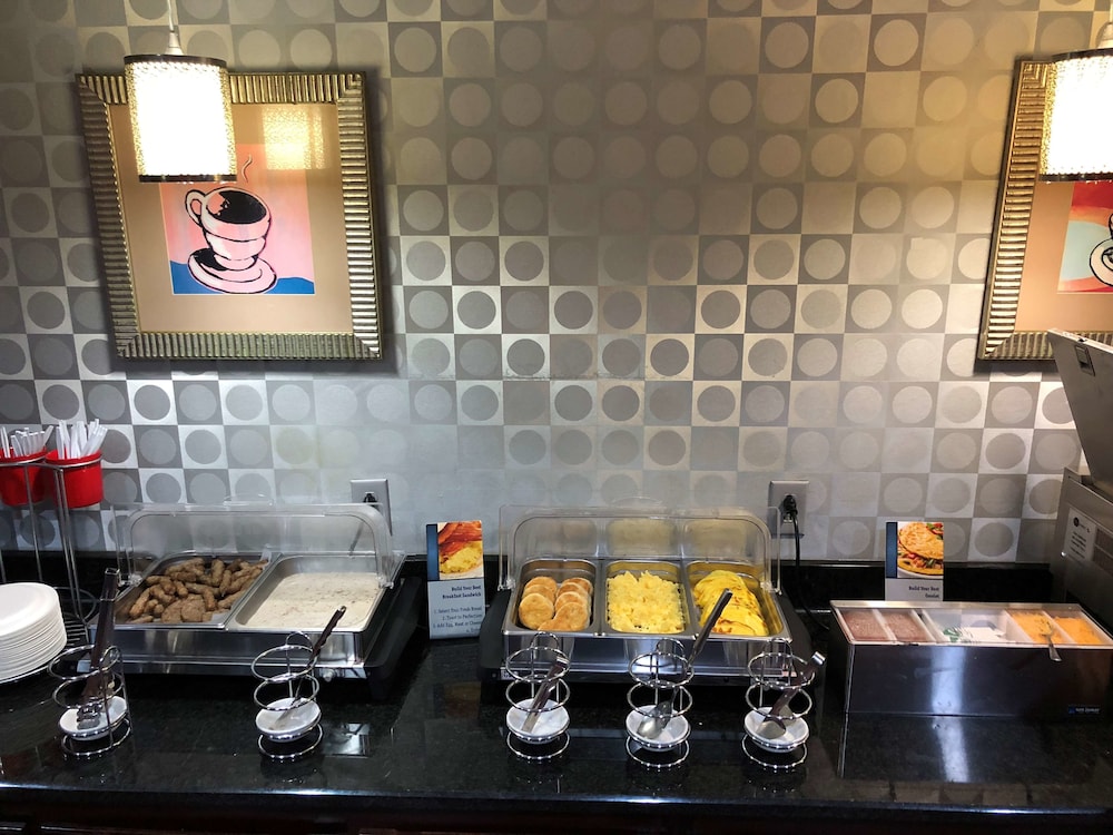 Best Western Plus Goodman Inn & Suites 31/31