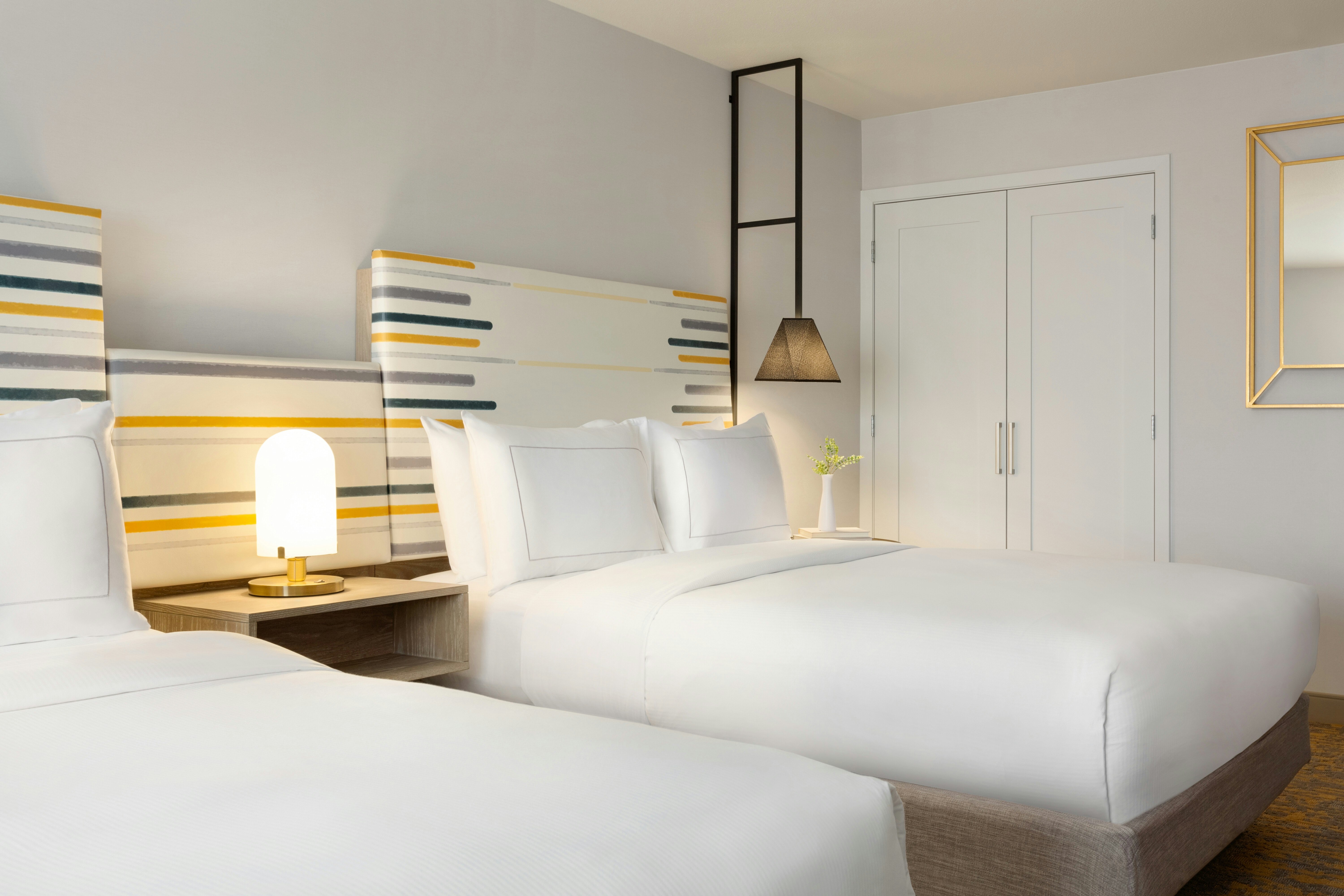 Classic, 2 Queen Beds