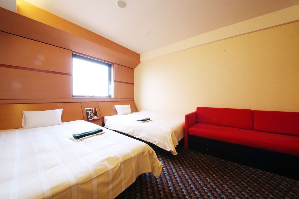 DELUXE, TWIN BEDS