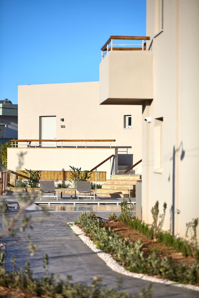 Villaggio Mare Suites 58/60