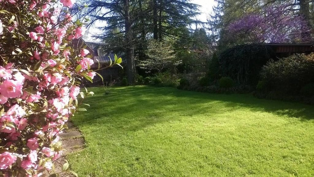 West Park Gardens 54/60