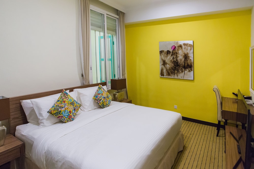 Aava Malacca Hotel 12/48