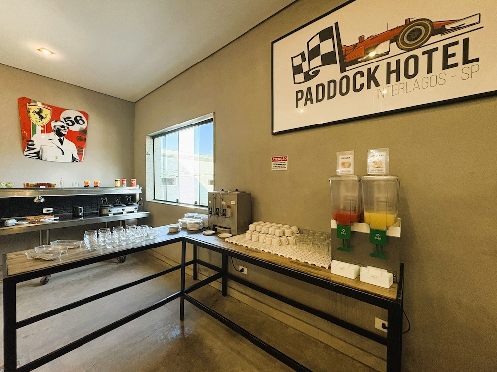 Hotel Paddock 6/55