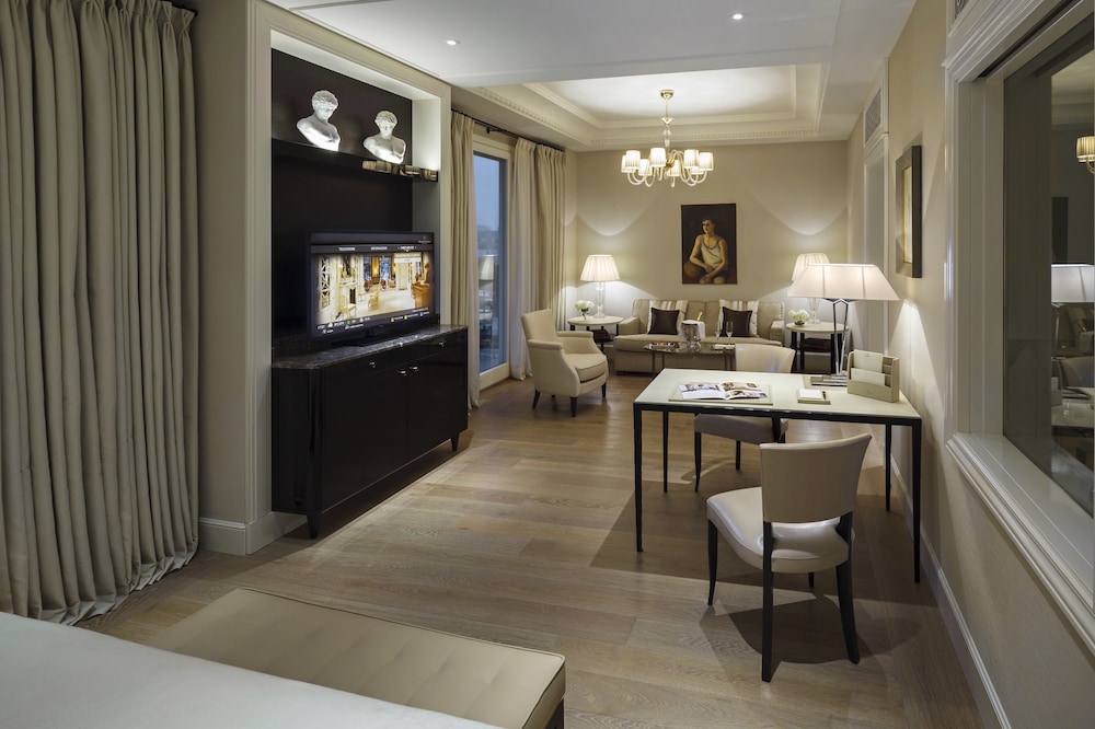 Palazzo Parigi Hotel & Grand Spa 52/59