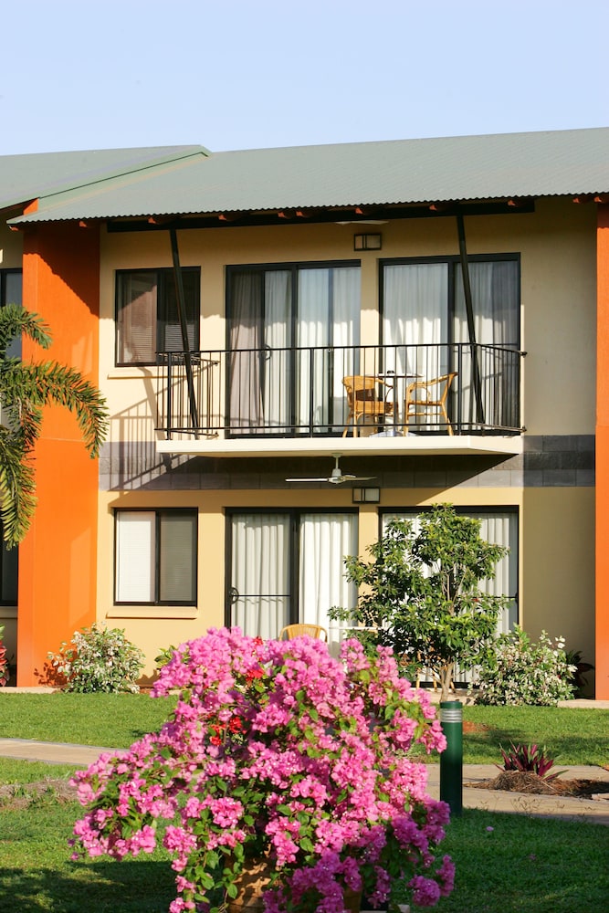 Mercure Darwin Airport Resort 4/83