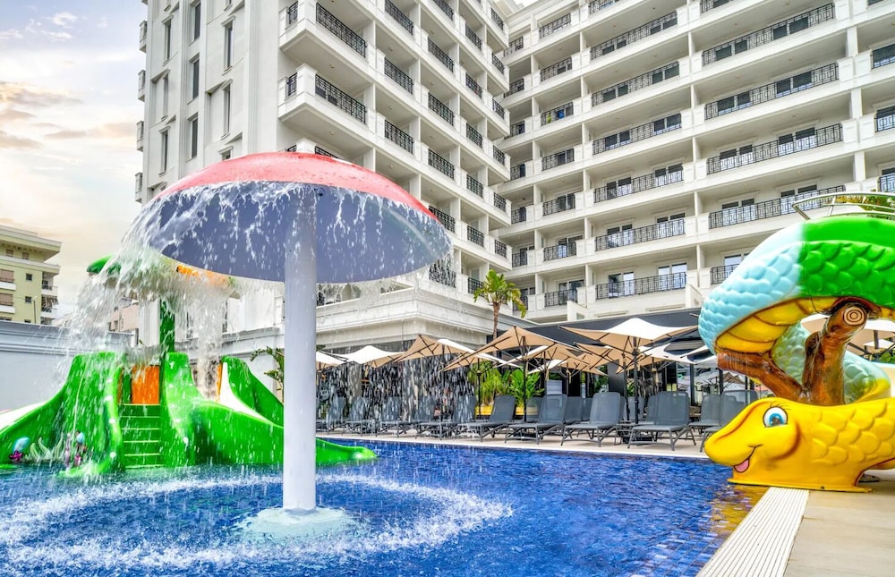 Bonita Luxury Resort 21/29