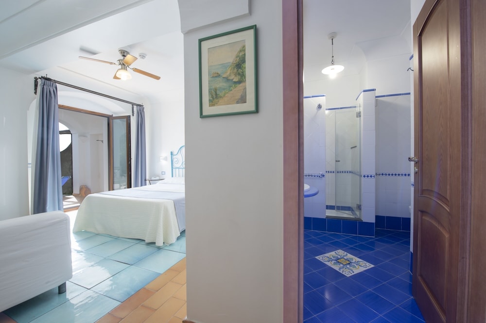 Maresca Hotel Praiano 35/78