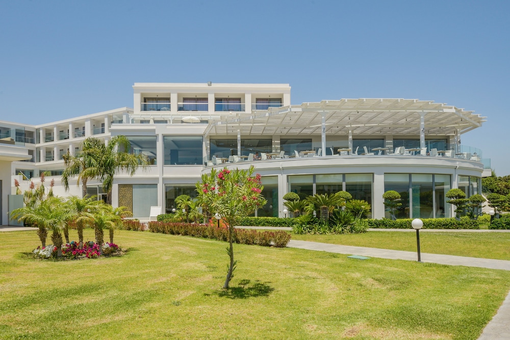 Asterias Beach Resort in Kolymbia