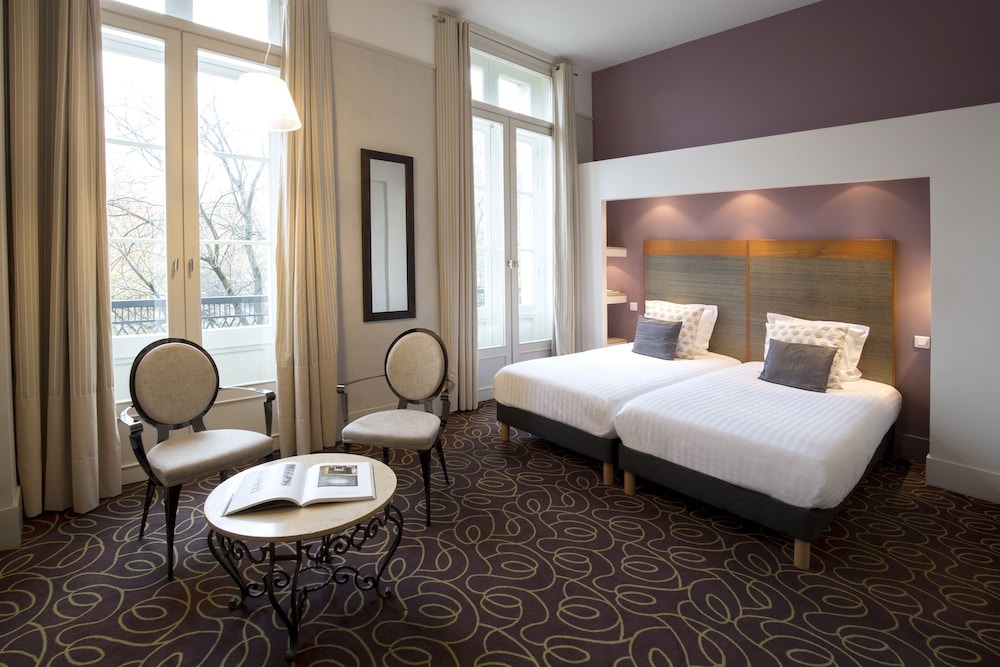 HOTEL DE NORMANDIE 18/44