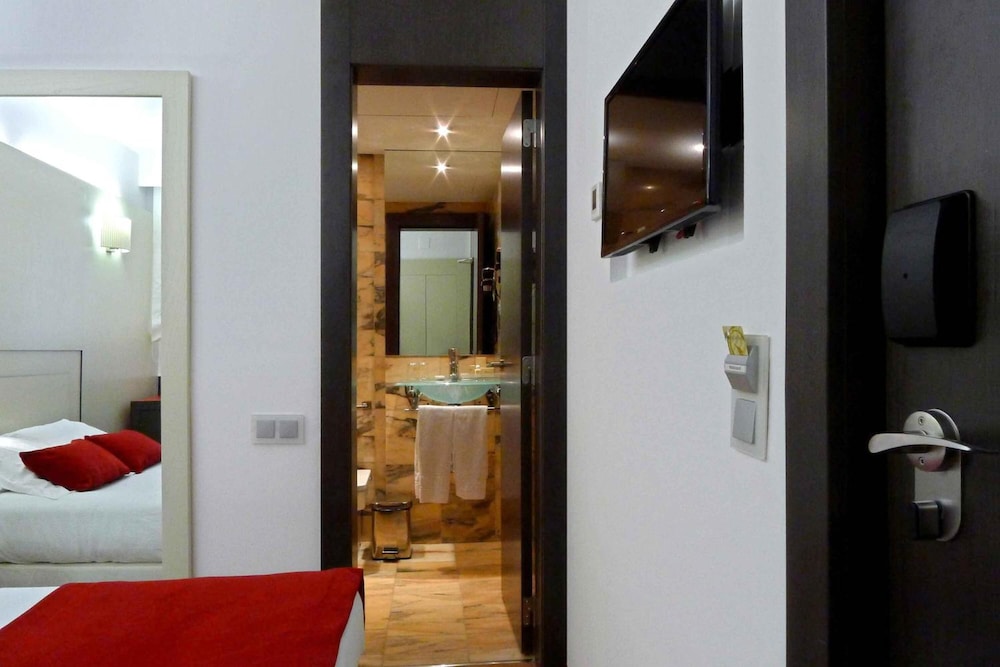 Grupotel Gravina 34/64