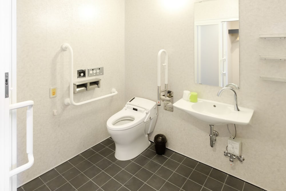 THE PREMIUM HOTEL IN RINKU 13/57