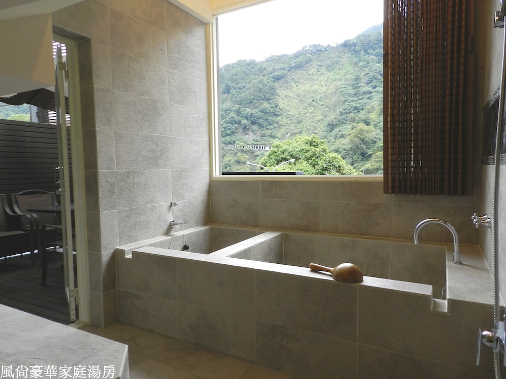 Mingao Spring Hotel 54/55
