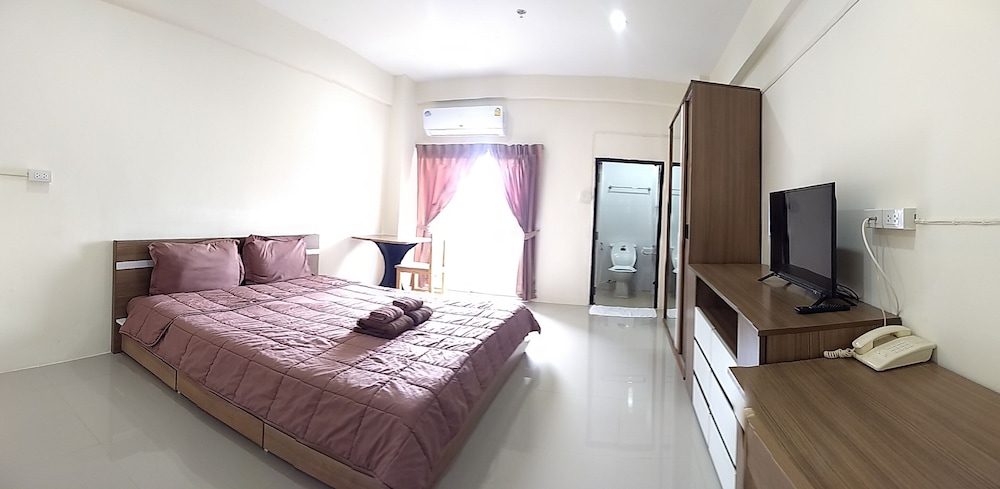 KOMOL RESIDENCE BANGKOK 18/65