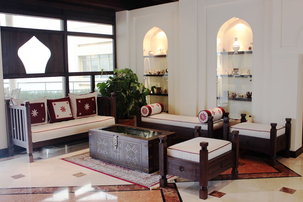 Azimut Hotel Khasab 26/42