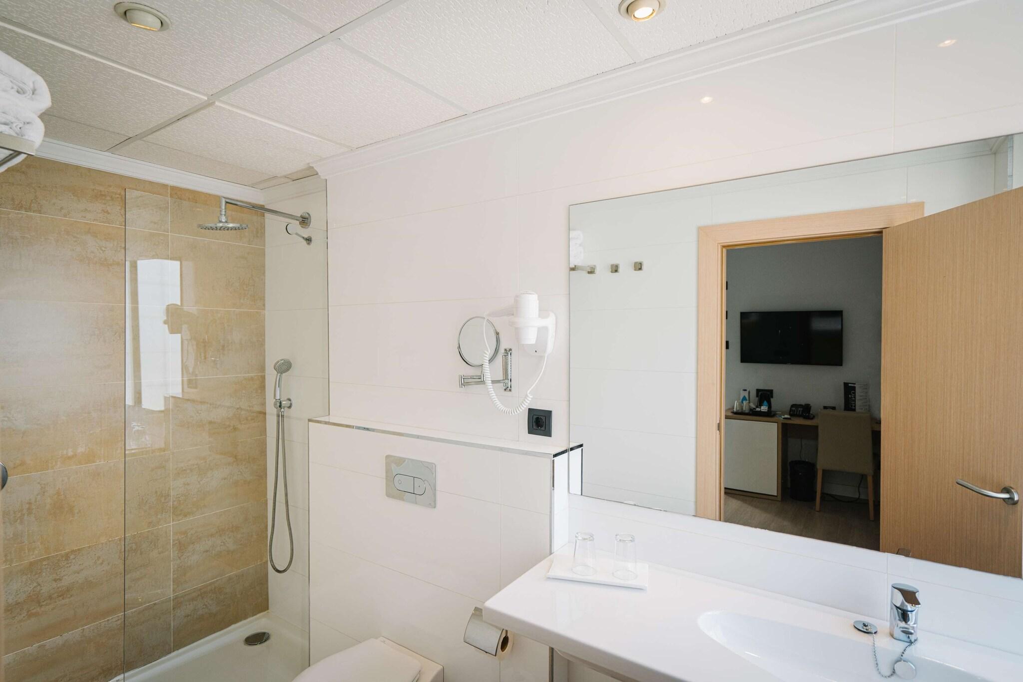 غرفة قياسية بسريرين منفصلين، THB Los Molinos - Adults Only 3/4