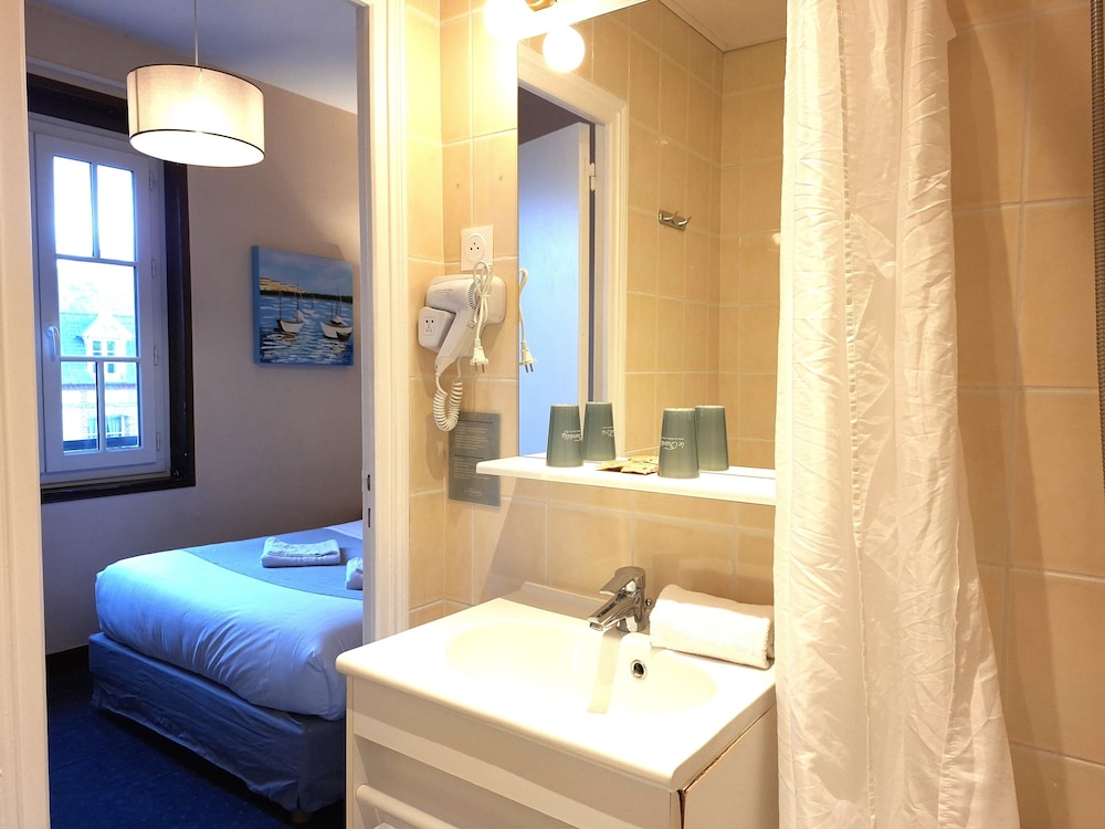 غرفة مفردة بسرير مزدوج، Hotel Le Chantilly 9/10
