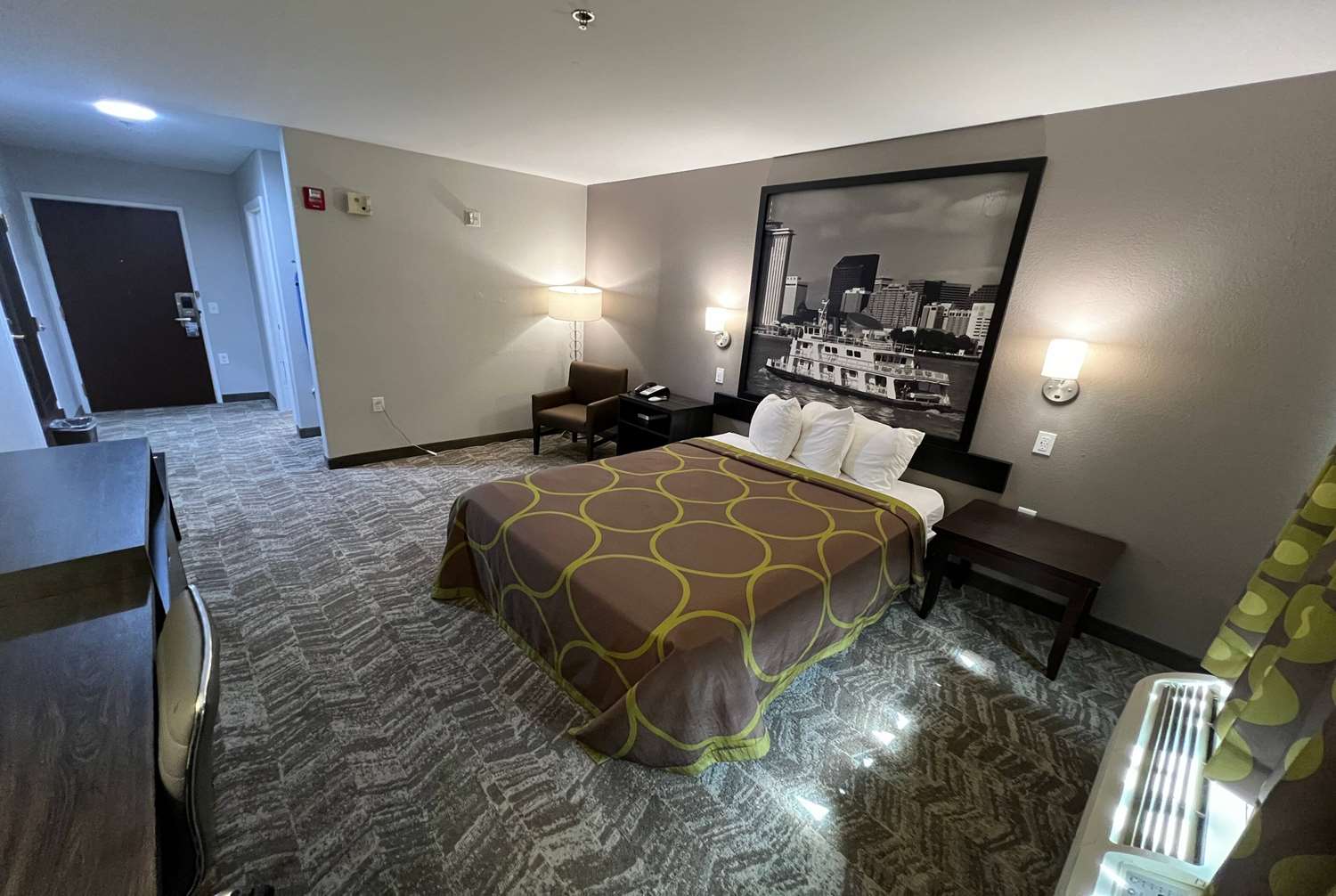 Super 8 By Wyndham Lake Charles Sulphur 21/56