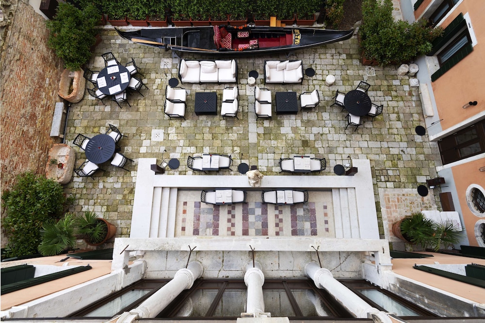 Radisson Collection Hotel, Palazzo Nani Venice 5/77