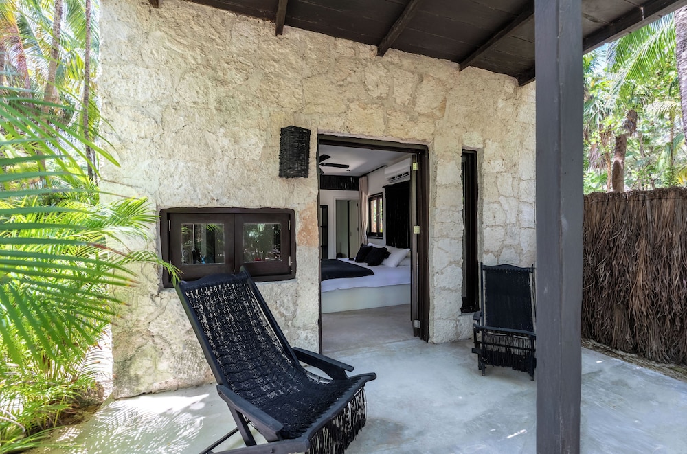 NEST Tulum 42/50