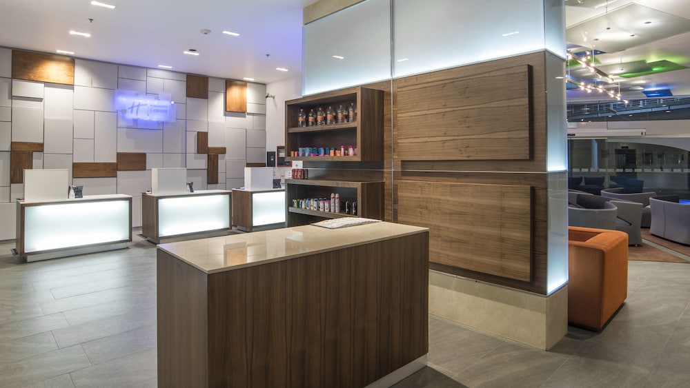 Holiday Inn Express Puebla 4/61