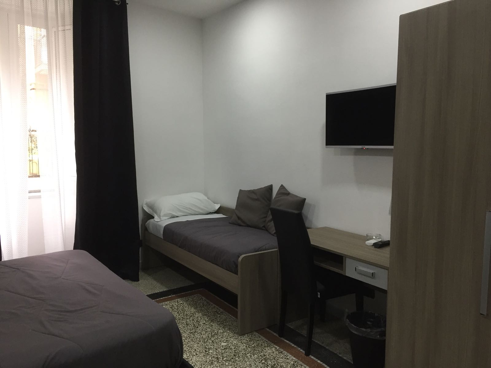 MB95 - Mezzocannone Luxurious Bed&Breakfast 15/15