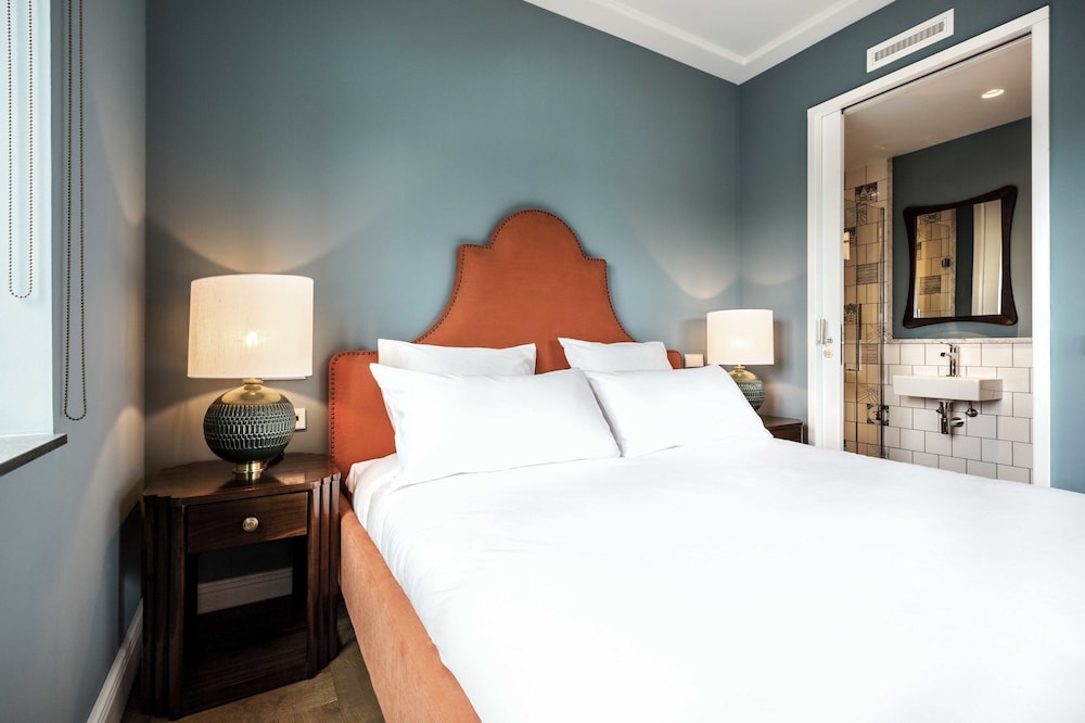 Hotel Twenty Eight 13/47