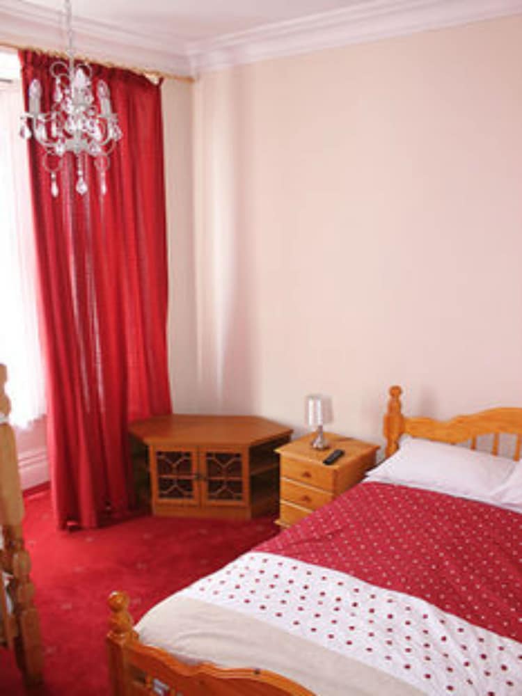 Grafton House B&amp;B 3/25